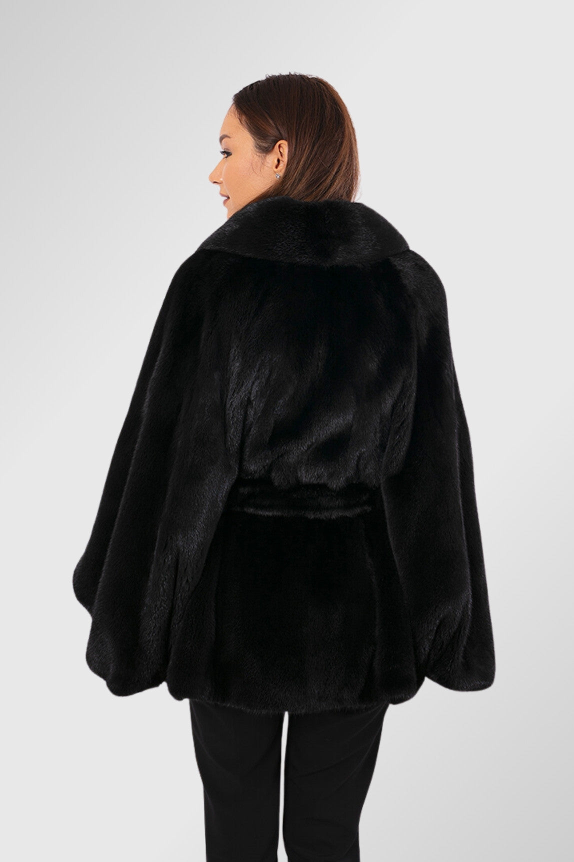 Cape en fourrure de vison naturel, femme, Diamond 64