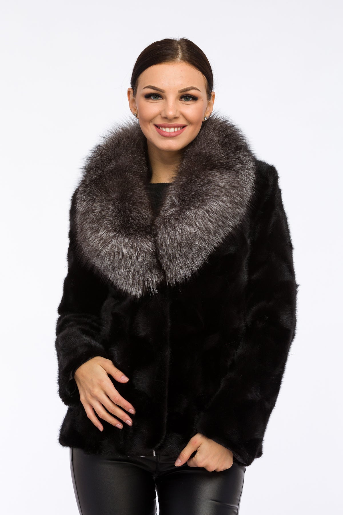 Cappotto di Pelliccia di Visone Naturale con Collo di Volpe, Donna, Ossidiana e Grey Frost 162
