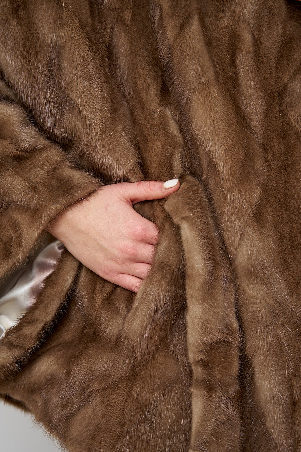 Cape in Natural Mink Fur, with Hood and Cord, Pastel 518
