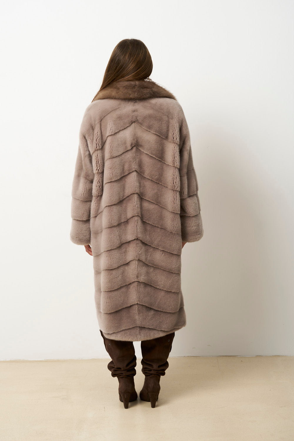 Cappotto Lungo in Pelliccia di Visone Naturale con Collo di Zibellino, Donna, Rosa Cipria, Mareus