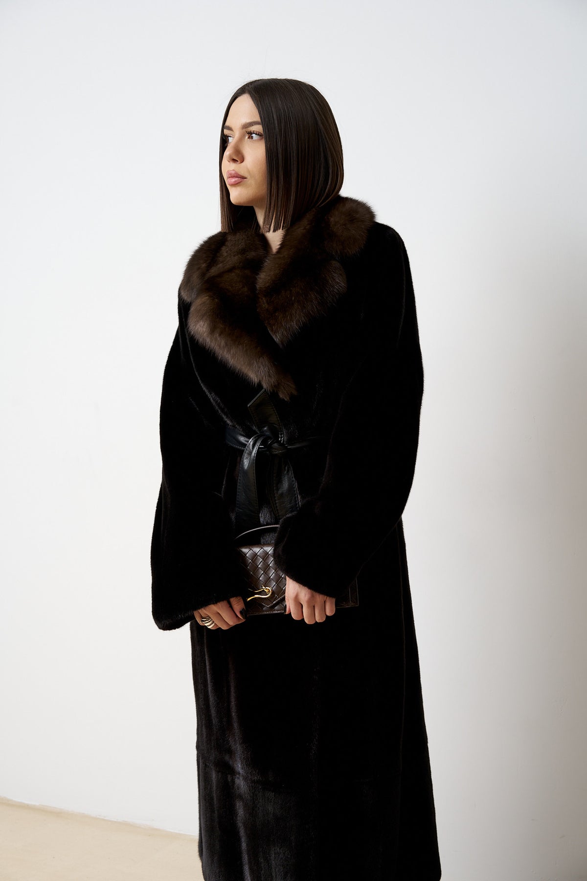 Cappotto in pelliccia di visone naturale Blackglama con collo di zibellino, Nero, Mareus