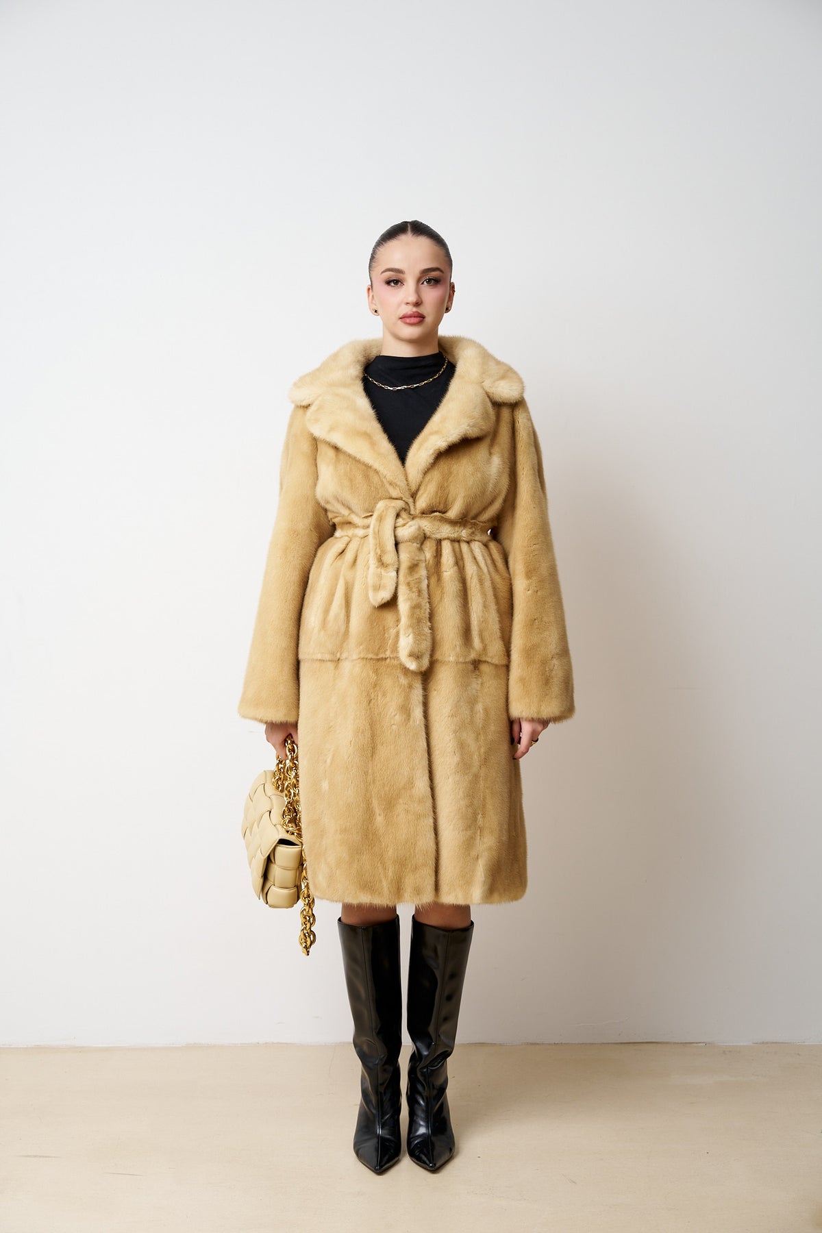 Cappotto in pelliccia naturale di visone, con cintura, Champagne Gold 538