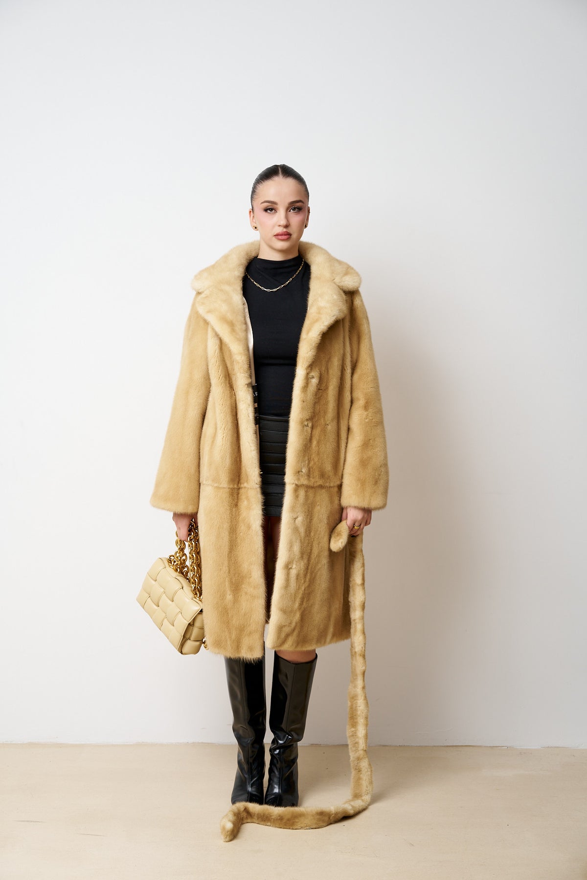 Cappotto in pelliccia naturale di visone, con cintura, Champagne Gold 538