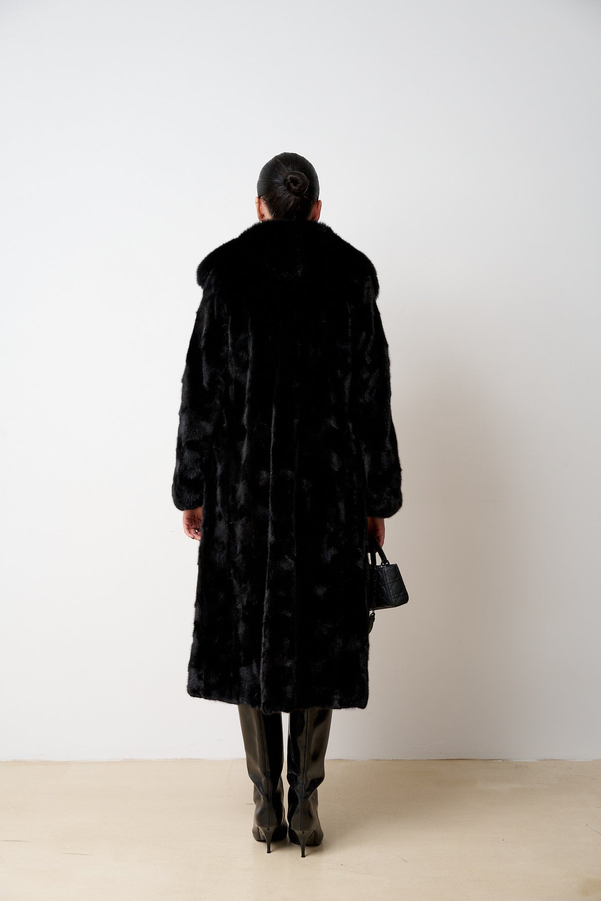 Manteau Long en Fourrure de Vison Naturel avec Col de Renard, Noir, Mareus