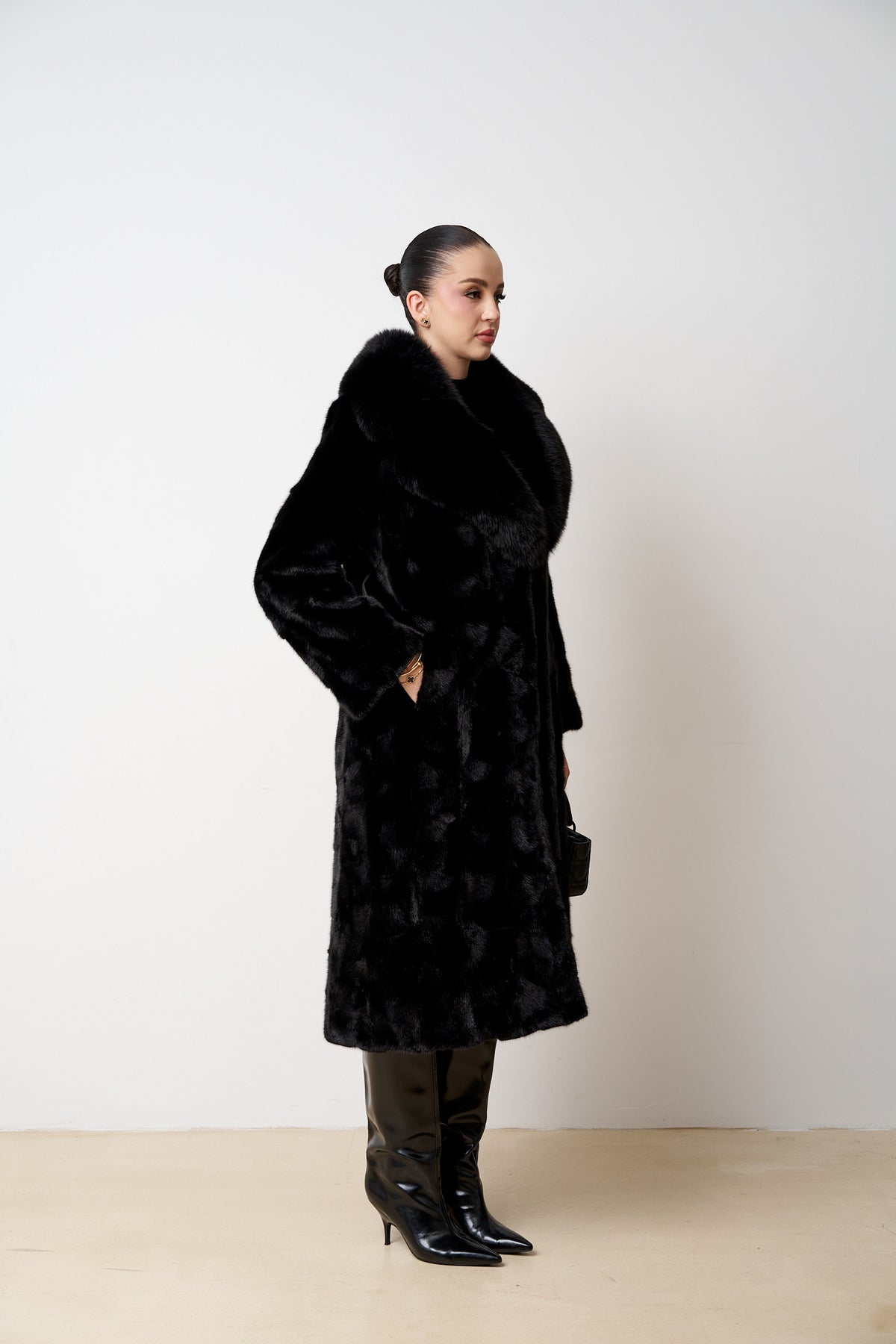 Manteau Long en Fourrure de Vison Naturel avec Col de Renard, Noir, Mareus