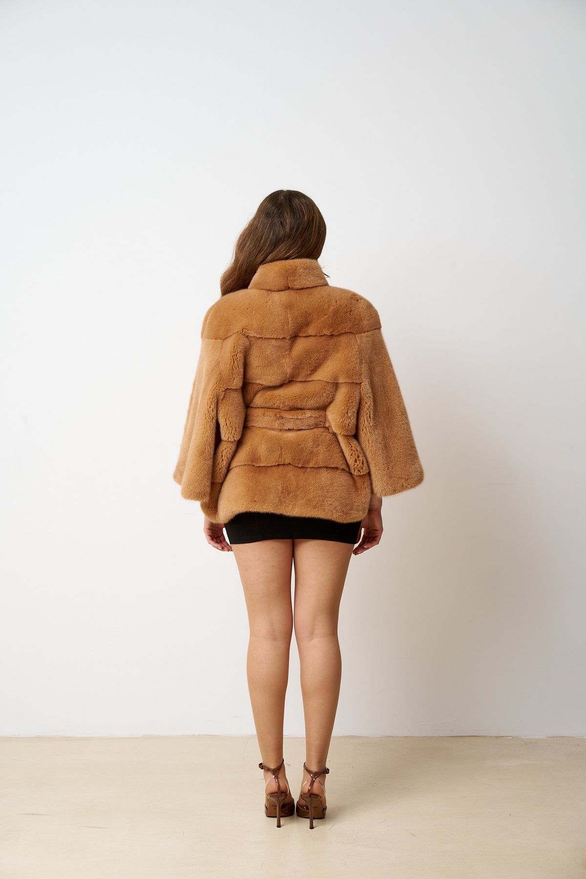 Manteau en fourrure de vison naturelle, avec cordon, Marron, Femme, Mareus