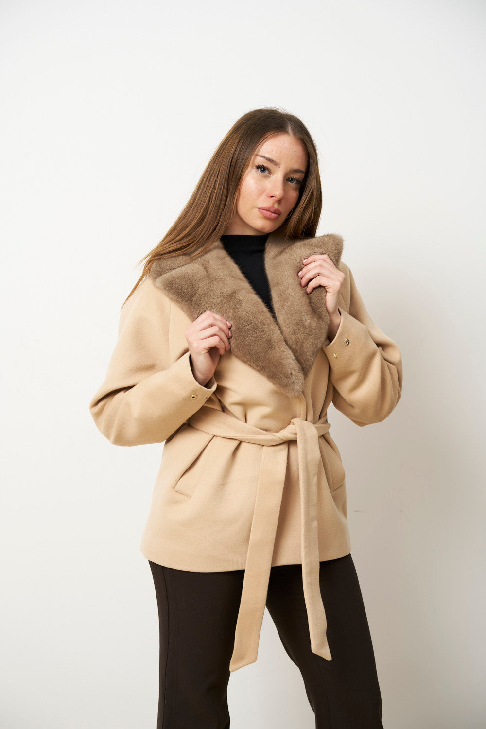 Cappotto in cashmere con collo staccabile in pelliccia di visone, Beige Pastello, Mareus