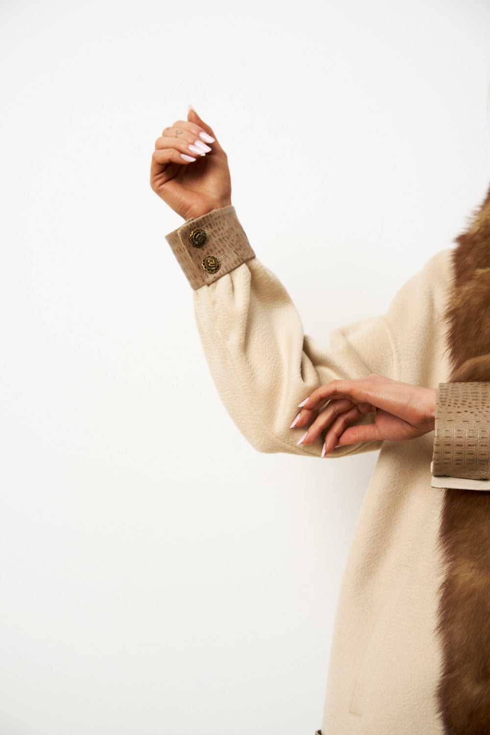 Cappotto in Lana con Collo in Pelliccia di Volpe per Donna, Beige Perla, Mareus