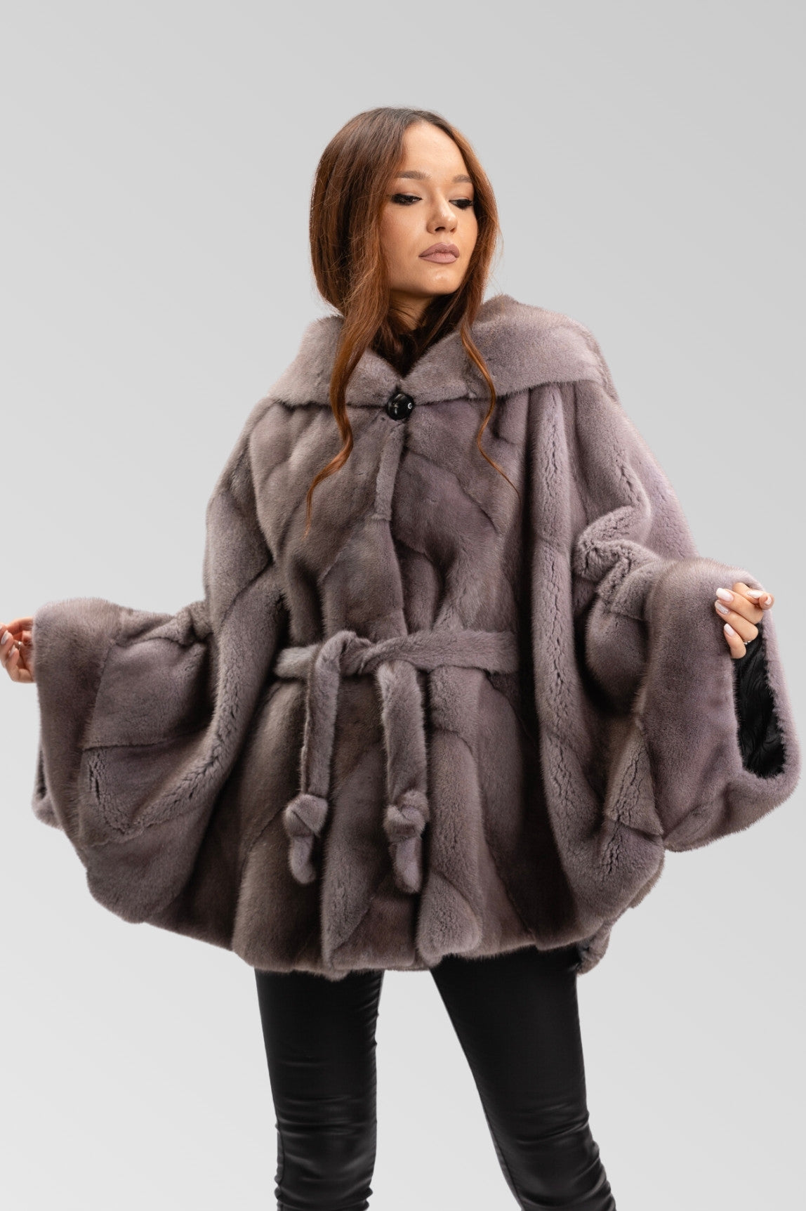 Capă din Blană Naturală de Vizon, Femei, SIlver Blue 75