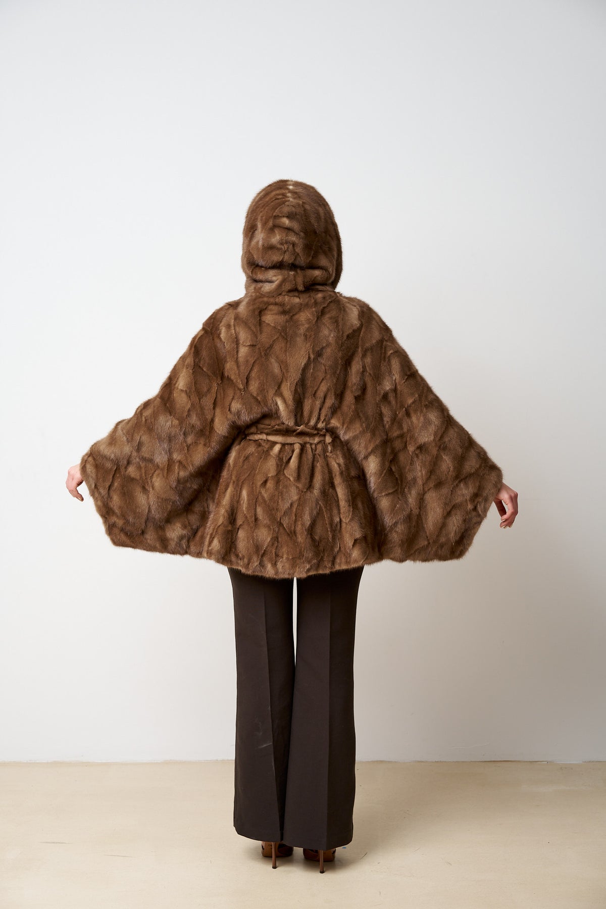 Cape in Natural Mink Fur, with Hood and Cord, Pastel 518