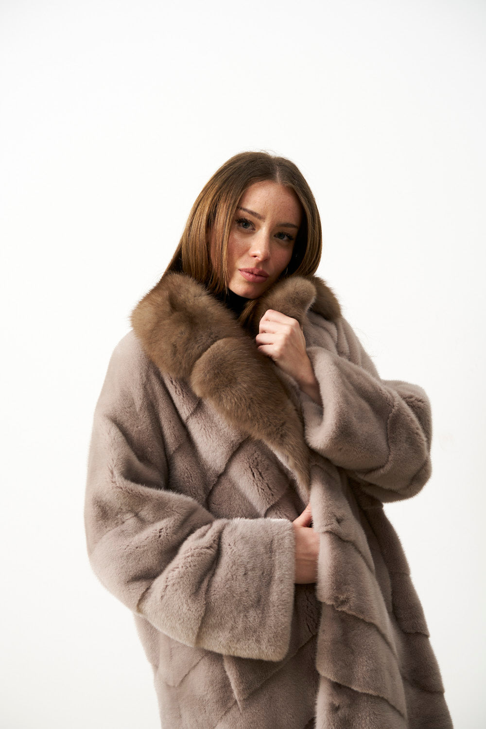 Cappotto Lungo in Pelliccia di Visone Naturale con Collo di Zibellino, Donna, Rosa Cipria, Mareus