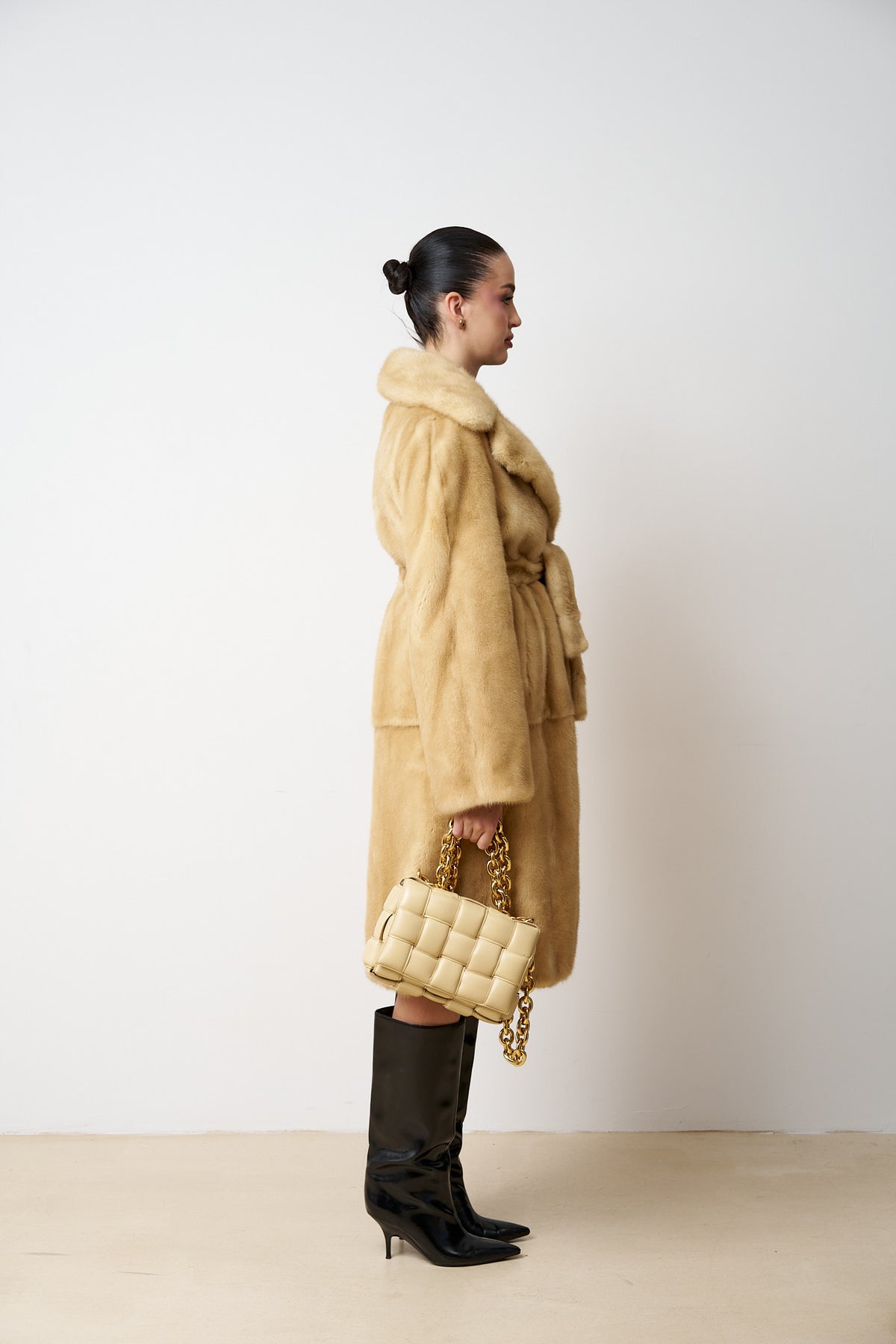 Cappotto in pelliccia naturale di visone, con cintura, Champagne Gold 538