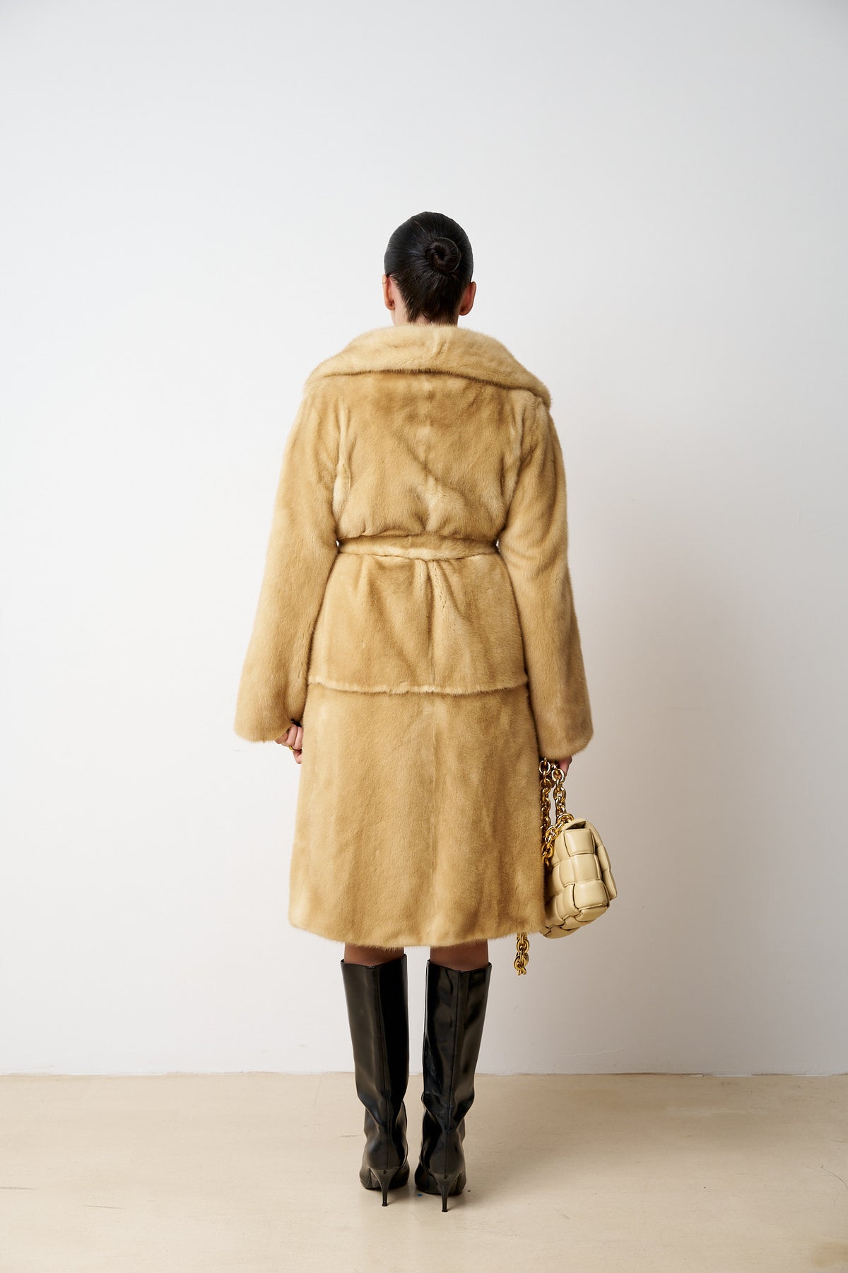 Cappotto in pelliccia naturale di visone, con cintura, Champagne Gold 538