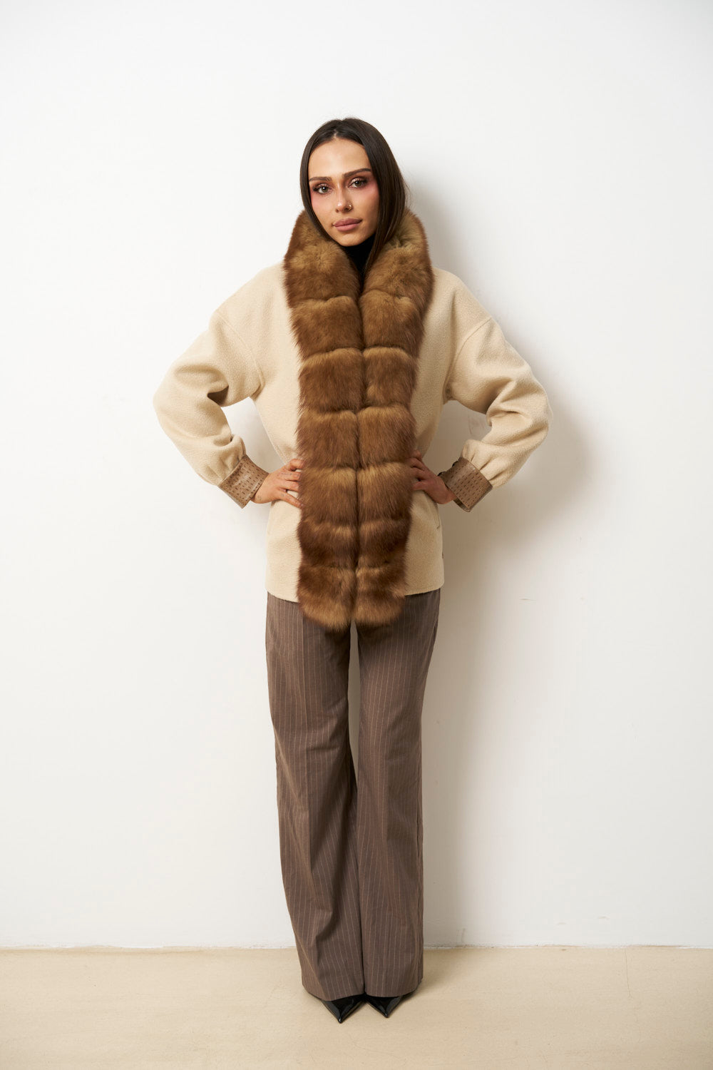 Cappotto in Lana con Collo in Pelliccia di Volpe per Donna, Beige Perla, Mareus